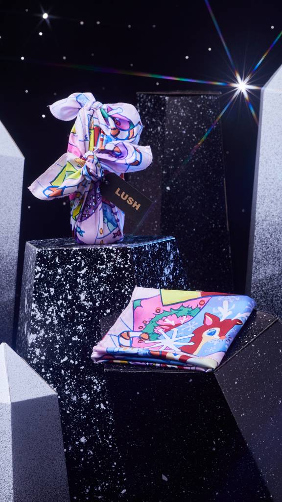 Christmas Deer Travels - 50cm x 50cm